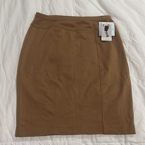 Ellen Tracy Tan Pencil Skirt